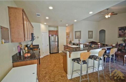 2001 Bloomfield Ave, Wasco, CA 93280 photo 4