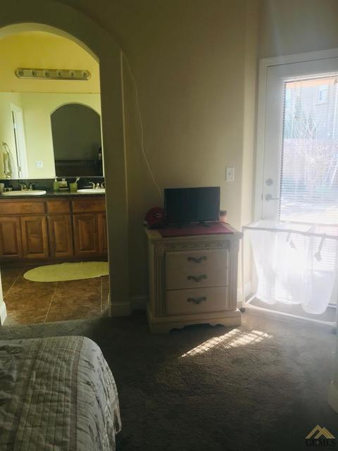 2001 Bloomfield Ave, Wasco, CA 93280 photo 11