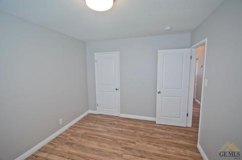 2425 Poso Dr, Wasco, CA 93280 photo 11