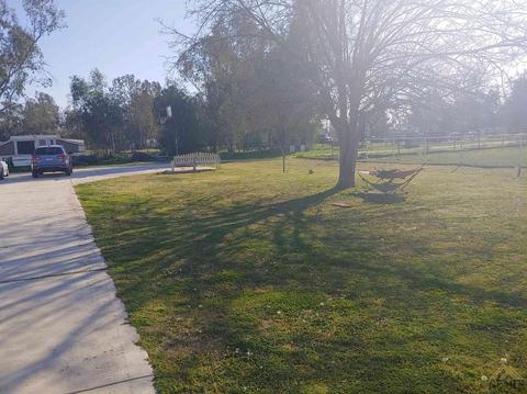 7501 Matlock Ct, Bakersfield, CA 93313 photo 17