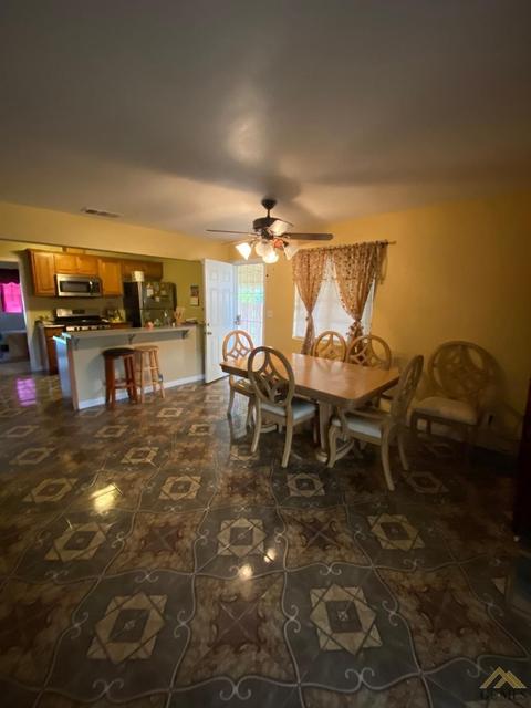 1111 Eureka St, Bakersfield, CA 93305 photo 8
