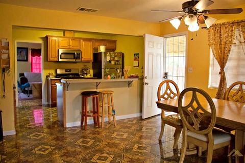 1111 Eureka St, Bakersfield, CA 93305 photo 6