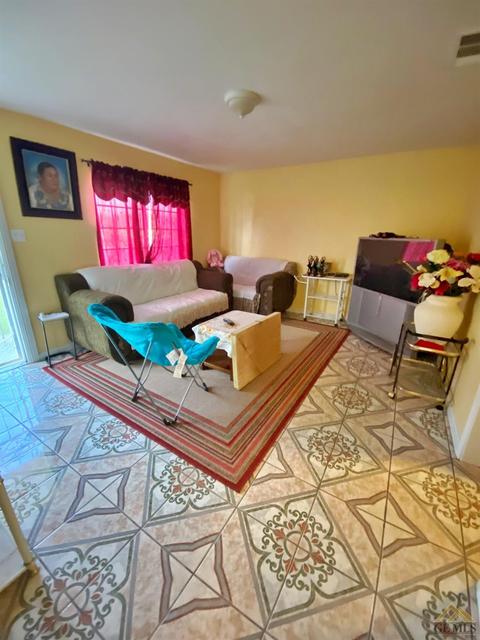 1111 Eureka St, Bakersfield, CA 93305 photo 20