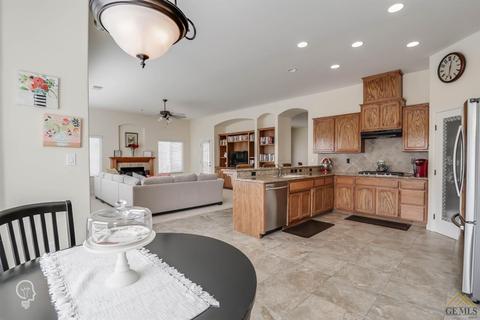3404 N Gate Dr, Bakersfield, CA 93306 photo 16