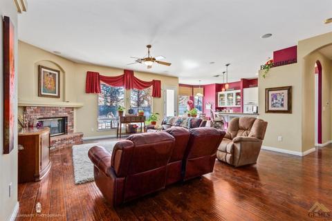 15717 Screaming Eagle Ave, Bakersfield, CA 93314 photo 4