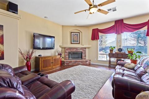 15717 Screaming Eagle Ave, Bakersfield, CA 93314 photo 5