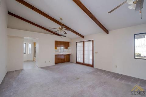 9504 Spokane Ave, Bakersfield, CA 93312 photo 5