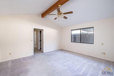 9504 Spokane Ave, Bakersfield, CA 93312 photo 18
