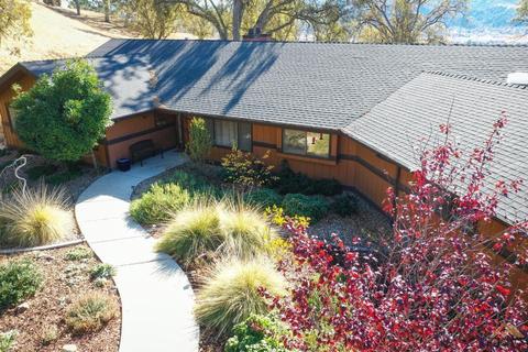 29700 Greenwater Dr, Tehachapi, CA 93561 photo 1