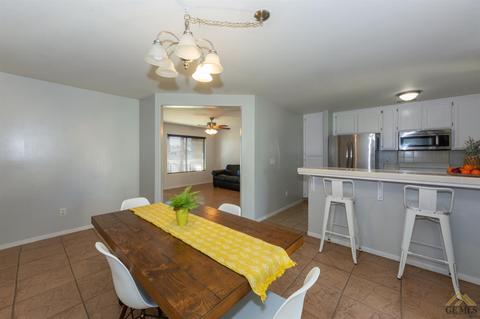 409 Taylor St, Taft, CA 93268 photo 5