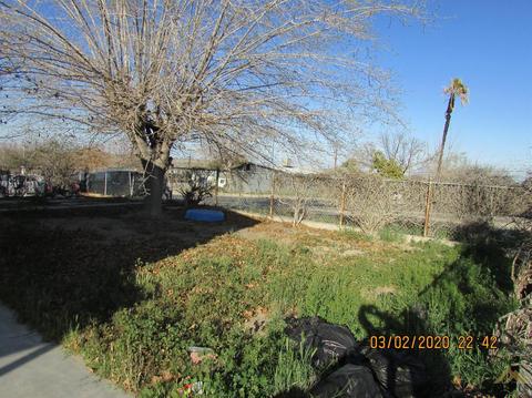 130 Q St, Taft, CA 93268 photo 3