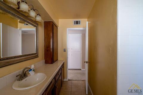 5000 Ojai Dr, Bakersfield, CA 93306 photo 17