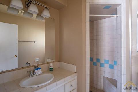 5000 Ojai Dr, Bakersfield, CA 93306 photo 23