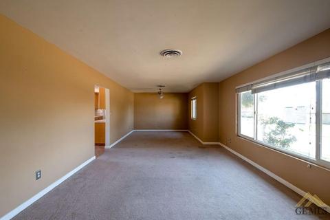 5000 Ojai Dr, Bakersfield, CA 93306 photo 5