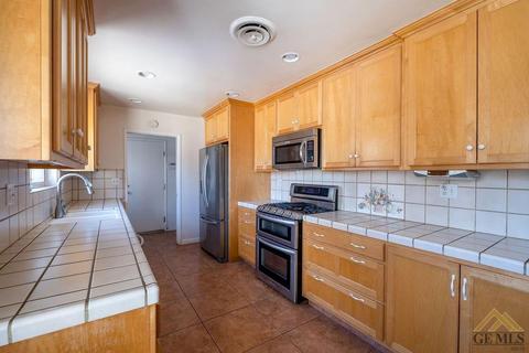 5000 Ojai Dr, Bakersfield, CA 93306 photo 9