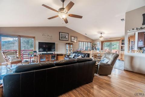 24301 Rowel Ct, Tehachapi, CA 93561 photo 10