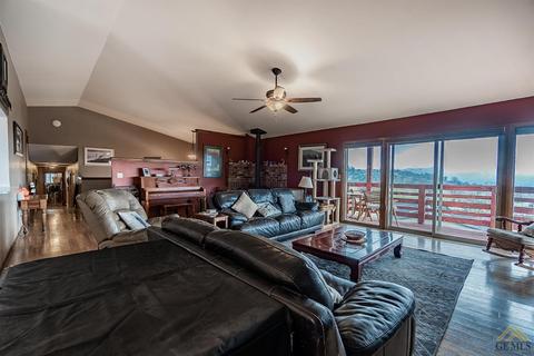 24301 Rowel Ct, Tehachapi, CA 93561 photo 4