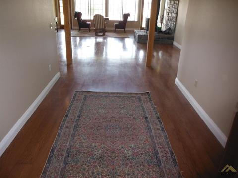 23205 Marigold Ave, Tehachapi, CA 93561 photo 2