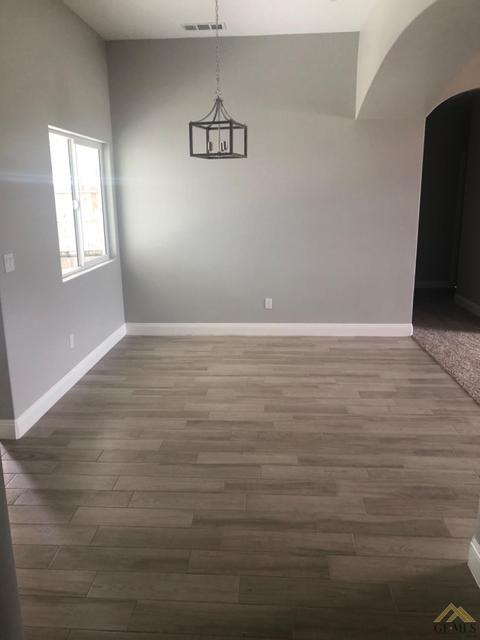310 Amber St, Taft, CA 93268 photo 10