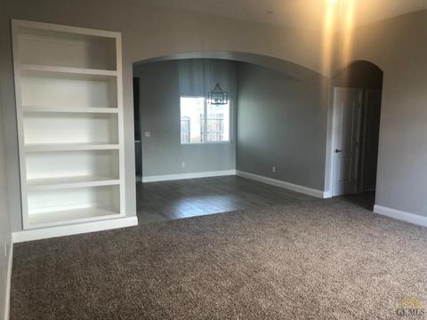 310 Amber St, Taft, CA 93268 photo 4