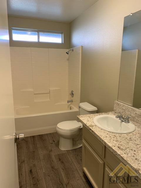 604 Camp Ave, Shafter, CA 93263 photo 13