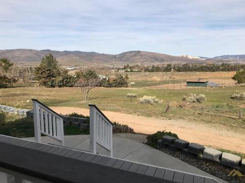 19868 Cherry Ln, Tehachapi, CA 93561 photo 2