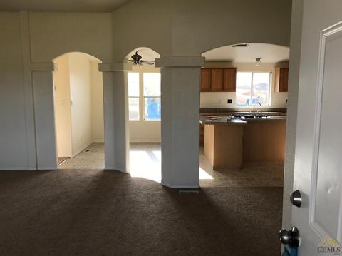 19868 Cherry Ln, Tehachapi, CA 93561 photo 4