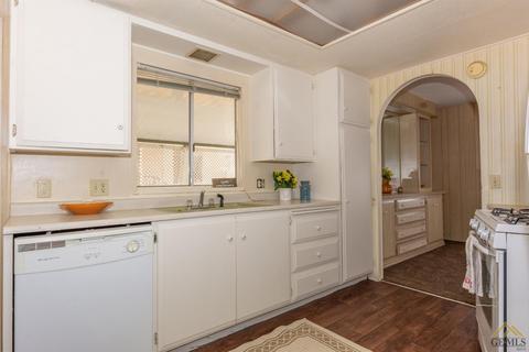 1 Tee Ln, Bakersfield, CA 93308 photo 9