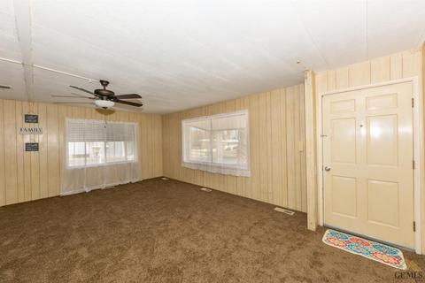 1 Tee Ln, Bakersfield, CA 93308 photo 2