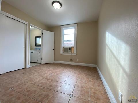 601 Lucard St, Taft, CA 93268 photo 16