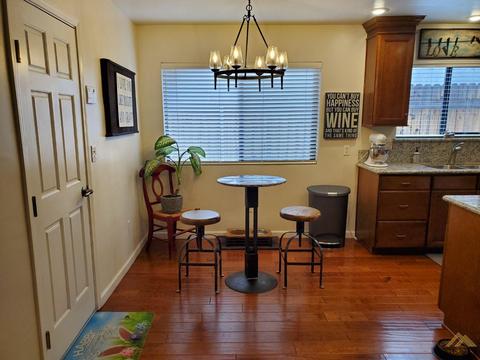 910 3rd St, Taft, CA 93268 photo 12