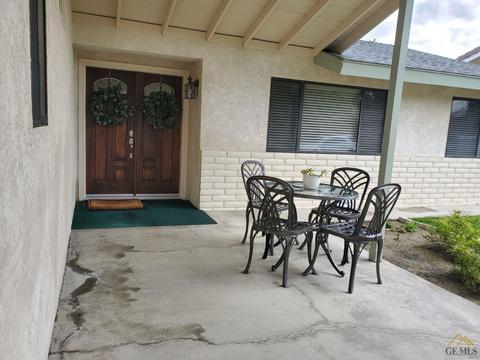 910 3rd St, Taft, CA 93268 photo 4