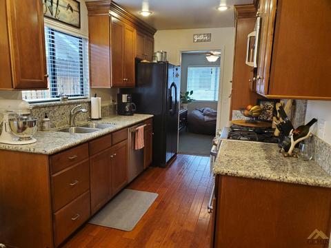 910 3rd St, Taft, CA 93268 photo 14