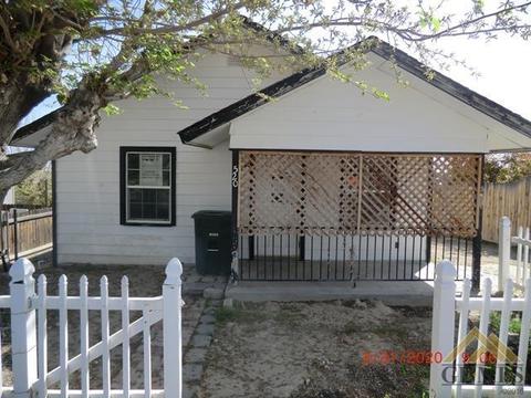 520 Lierly Ave, Taft, CA 93268 photo 1