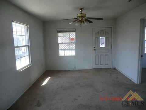 520 Lierly Ave, Taft, CA 93268 photo 5