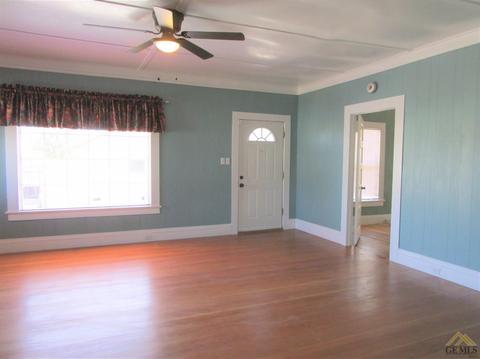 724 Buchanan St, Taft, CA 93268 photo 2