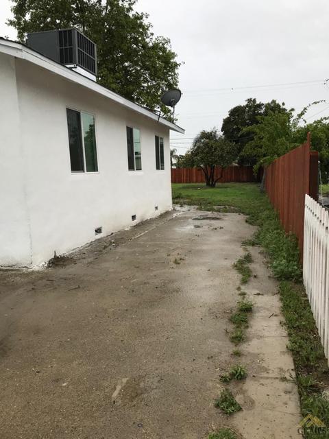 945 G St, Wasco, CA 93280 photo 17