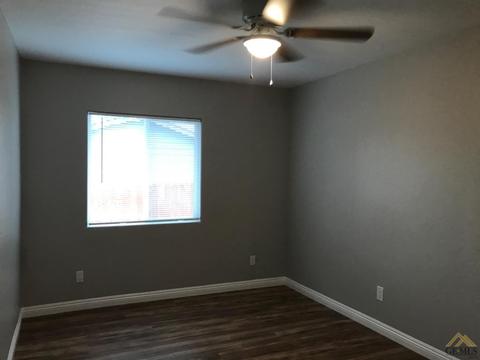945 G St, Wasco, CA 93280 photo 12