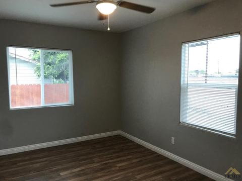 945 G St, Wasco, CA 93280 photo 11