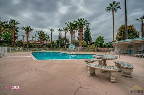 2913 S Summit Cir, Bakersfield, CA 93306 photo 40
