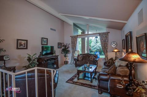 2913 S Summit Cir, Bakersfield, CA 93306 photo 16