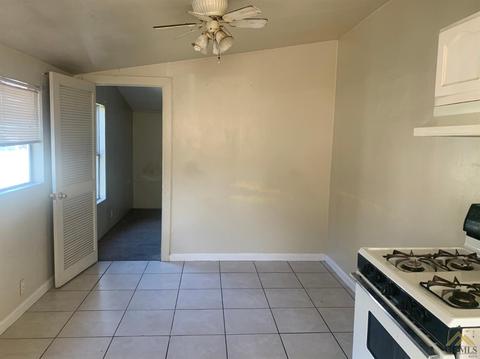 314 7th St, Taft, CA 93268 photo 4