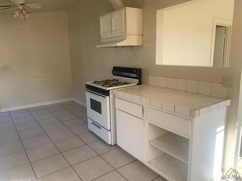 314 7th St, Taft, CA 93268 photo 6