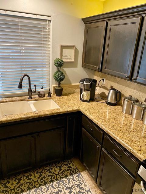 4606 Bluestone Dr, Bakersfield, CA 93311 photo 11