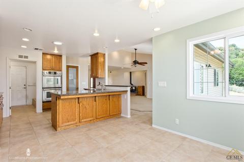 26251 Rifle Ct, Tehachapi, CA 93561 photo 12
