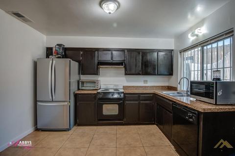 204 Nova Ct, Bakersfield, CA 93308 photo 10