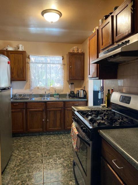 1024 Iris St, Wasco, CA 93280 photo 8