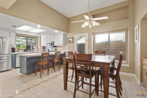 9008 Duncanson Dr, Bakersfield, CA 93311 photo 7