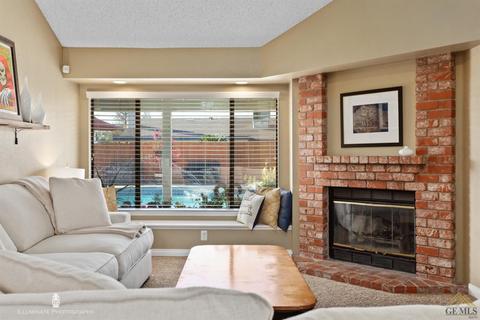 9008 Duncanson Dr, Bakersfield, CA 93311 photo 6