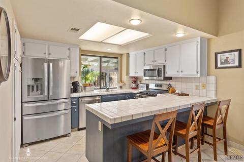 9008 Duncanson Dr, Bakersfield, CA 93311 photo 8